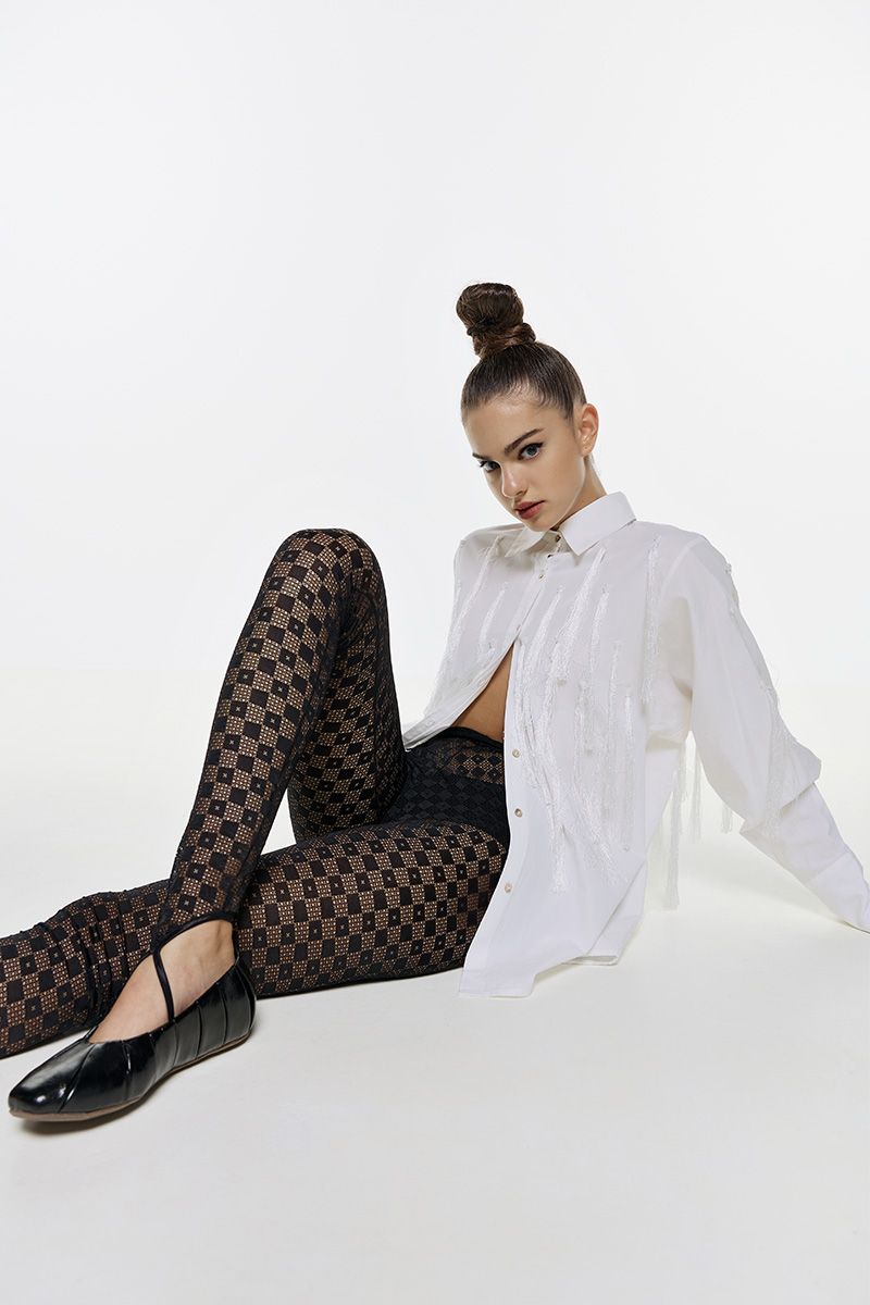 leggings in chequered lace