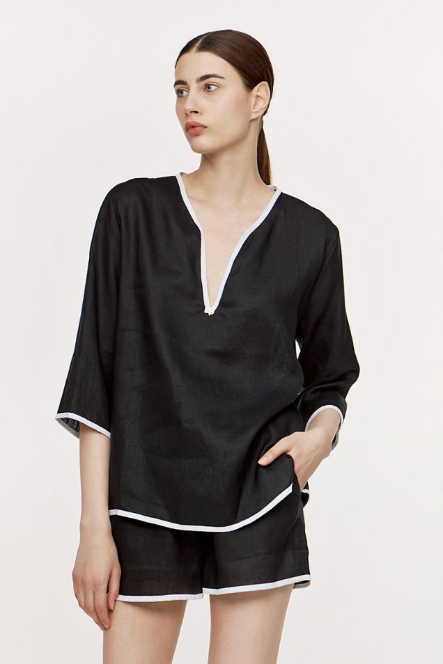 Linen top in black and white