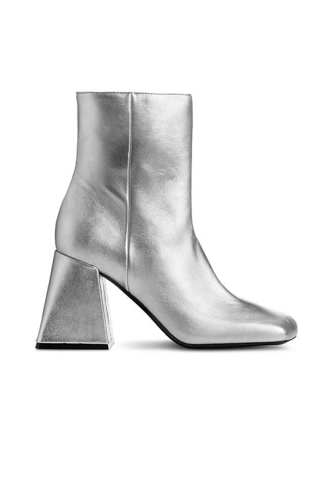 Metallic leather half boots