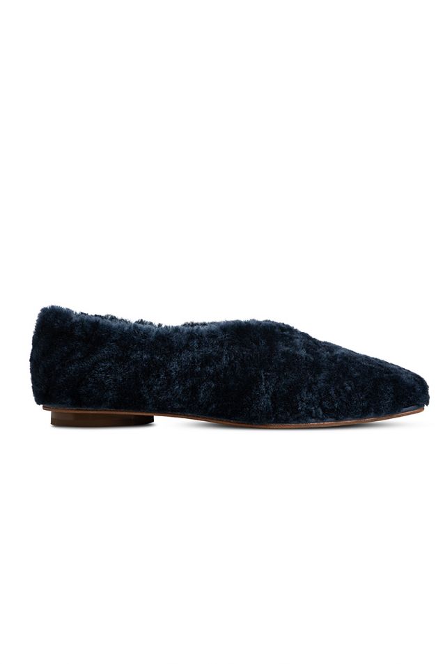 Loafers in navy blue faux shearling 