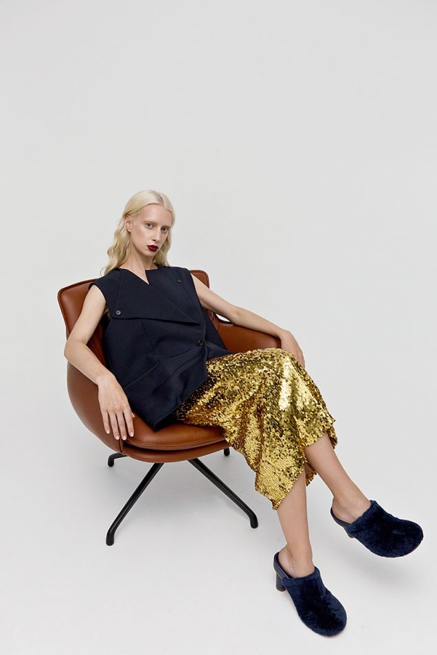 Midi skirt embellished with golden sequins