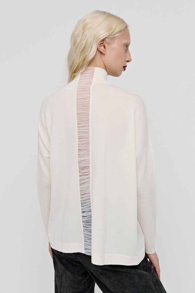 Turtleneck sweater in offwhite