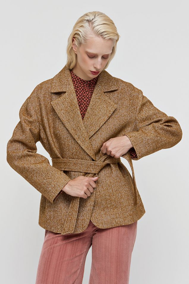 Belted wool -blend jacket 